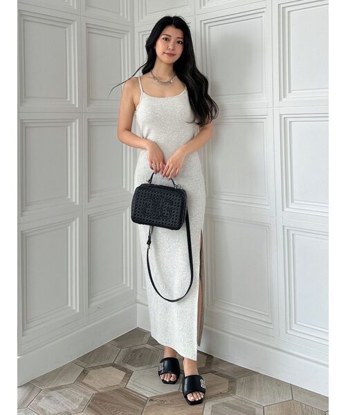 GYDA（ジェイダ）の「SIDEスリットテレコキャミロングワンピース（ワンピース・レディース・グリーン/ライトグレー/ブラック・FREE）」の10枚目の写真