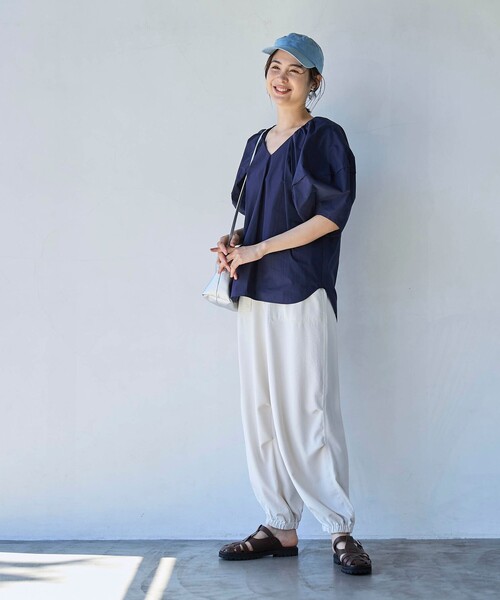 coen(コーエン)の「【RONEL】タックショルダーブラウス(シャツ/ブラウス・レディース・ホワイト/ブラック/ネイビー・S/M)」の21枚目の写真