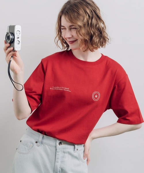 MUHET(ミュエータ)の「ロゴ刺繍Tシャツ(Tシャツ/カットソー・レディース・ネイビー/レッド/杢グレー/オフホワイト・X-LARGE/MEDIUM)」の4枚目の写真