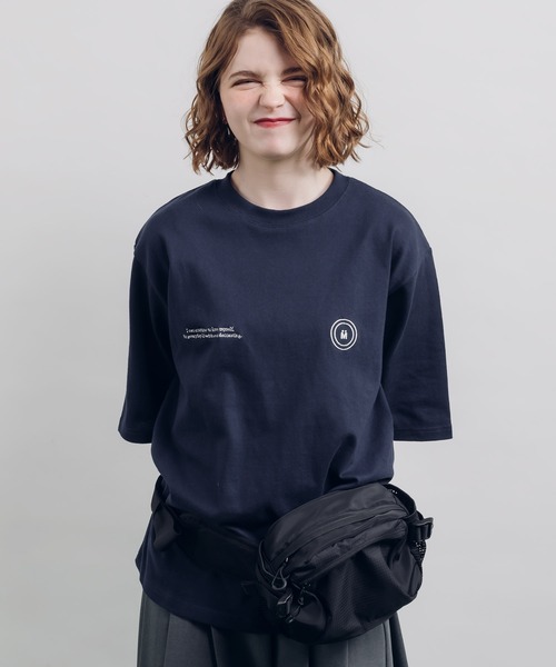 MUHET(ミュエータ)の「ロゴ刺繍Tシャツ(Tシャツ/カットソー・レディース・ネイビー/レッド/杢グレー/オフホワイト・X-LARGE/MEDIUM)」の20枚目の写真