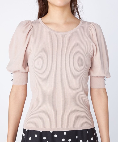 LAISSE PASSE（レッセパッセ）の「ボリュームスリーブ五分袖プルオーバー（ニット/セーター・レディース・ライトブルー/ブラック/イエロー/アイボリー/スモークピンク・MEDIUM）」の17枚目の写真