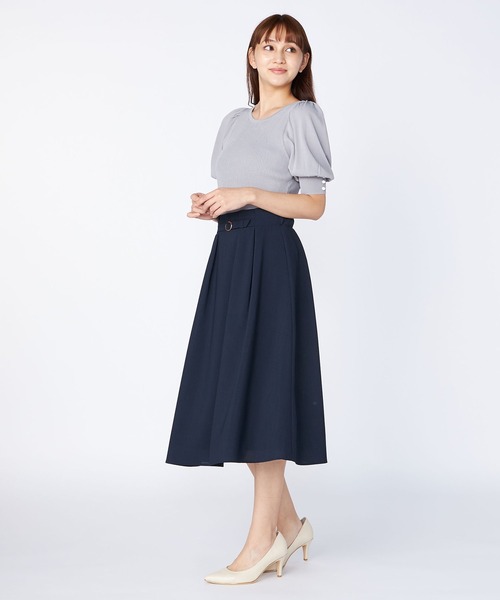 LAISSE PASSE（レッセパッセ）の「ボリュームスリーブ五分袖プルオーバー（ニット/セーター・レディース・ライトブルー/ブラック/イエロー/アイボリー/スモークピンク・MEDIUM）」の12枚目の写真