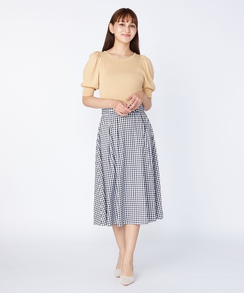 LAISSE PASSE（レッセパッセ）の「ボリュームスリーブ五分袖プルオーバー（ニット/セーター・レディース・ライトブルー/ブラック/イエロー/アイボリー/スモークピンク・MEDIUM）」の14枚目の写真