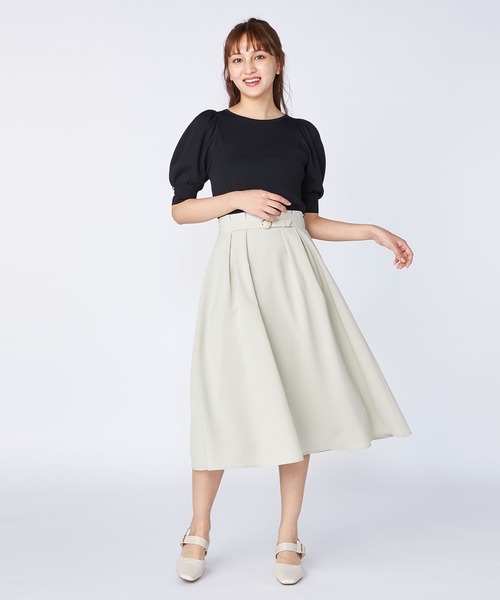 LAISSE PASSE（レッセパッセ）の「ボリュームスリーブ五分袖プルオーバー（ニット/セーター・レディース・ライトブルー/ブラック/イエロー/アイボリー/スモークピンク・MEDIUM）」の8枚目の写真