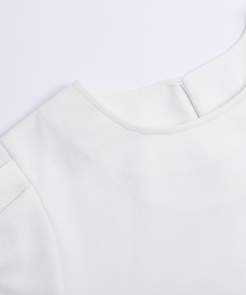 SUGAR BISKET(シュガービスケット)の「フラワーモチーフヘムプルオーバー(Tシャツ/カットソー・レディース・ブラック/ホワイト・フリー)」の18枚目の写真