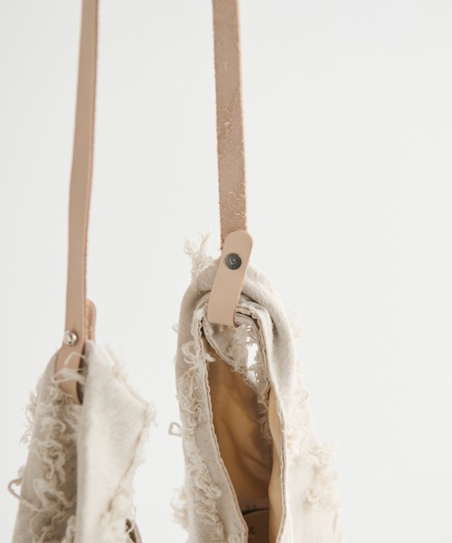 MERLOT（メルロー）の「2wayフリンジビッグトート（トートバッグ・レディース・ホワイト・FREE）」の11枚目の写真