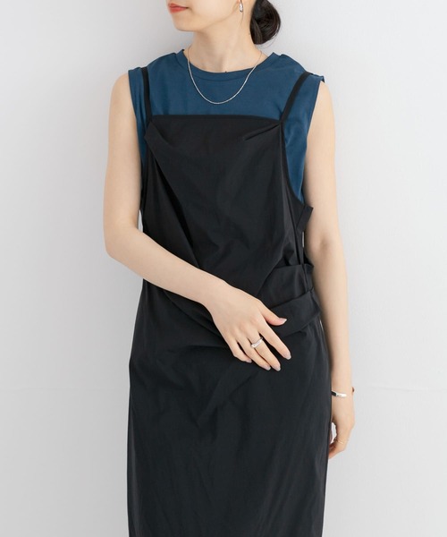 URBAN RESEARCH(アーバンリサーチ)の「『UR TECH ひやサラクール』ノースリーブカットソー(Tシャツ/カットソー・レディース・オフホワイト/ブルー系その他/チャコールグレー・FREE)」の3枚目の写真