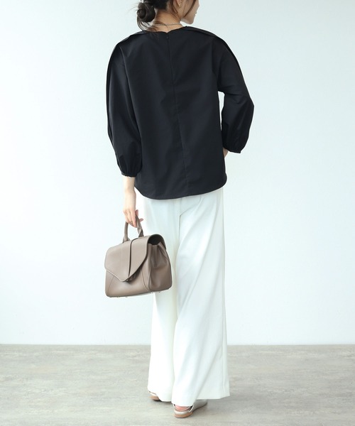 TITE IN THE STORE（ティテ　インザ　ストア）の「タイプライタータックブラウス（シャツ/ブラウス・レディース・ブラック/オフホワイト/ブルー・38）」の14枚目の写真