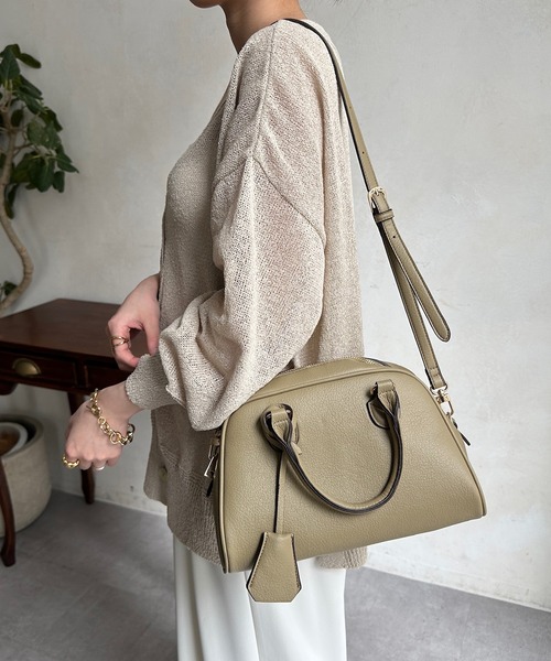 DouDou（ドゥドゥ）の「【WEB限定】 フェイクレザーボストンバッグ（ショルダーバッグ・レディース・オリーブ/ブラック・FREE）」の4枚目の写真