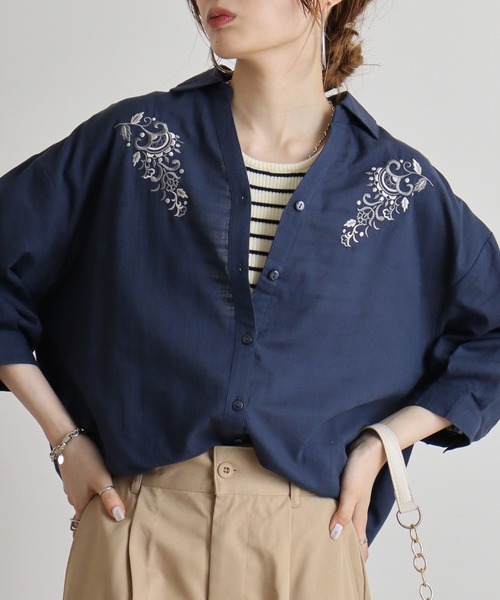 Quelle Chance(ケルシャンス)の「Quelle chance 刺繍いりドルマンブラウス(シャツ/ブラウス・レディース・ネイビー/カーキ/オフホワイト・M)」の16枚目の写真