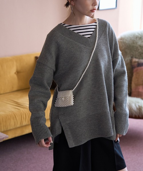 ROPE' PICNIC（ロペピクニック）の「【WEB限定】ミドルゲージVネックニットプルオーバー/帯電防止・洗濯機OK（ニット/セーター・レディース・チャコールグレー/ベージュ/ピンク・38）」の7枚目の写真