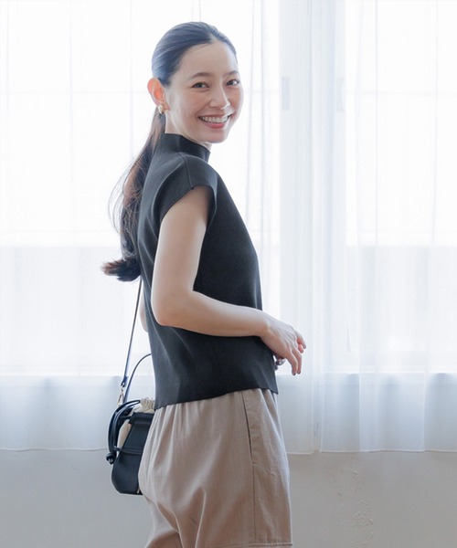 coca(coca)(コカ)の「チェーンロゴボトルネックニットトップス(Tシャツ/カットソー・レディース・ホワイト/ブラック・M/L)」の9枚目の写真