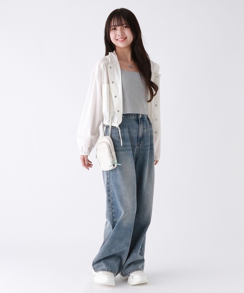 repipi armario（レピピ アルマリオ）の「ストレッチナイロンショートパーカー（パーカー・キッズ・ブラック/ホワイト/チャコールグレー/カーキ・LARGE/MEDIUM/SMALL）」の5枚目の写真