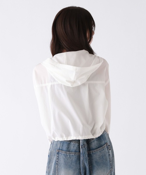 repipi armario（レピピ アルマリオ）の「ストレッチナイロンショートパーカー（パーカー・キッズ・ブラック/ホワイト/チャコールグレー/カーキ・LARGE/MEDIUM/SMALL）」の7枚目の写真