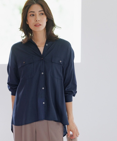 Elura（エルーラ）の「ソフトシアーレギュラーシャツ/133589（シャツ/ブラウス・レディース・ネイビー/オフホワイト/チャコールグレー・MEDIUM/LARGE）」の3枚目の写真