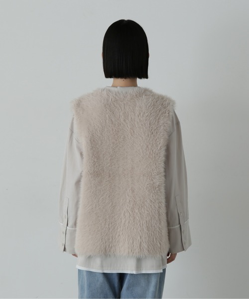 N.（N. Natural Beauty Basic）（エヌエヌナチュラルビューティーベーシック）の「◆フェザーヤーンベスト（ベスト・レディース・ブラウン/グレイッシュベージュ・MEDIUM）」の17枚目の写真