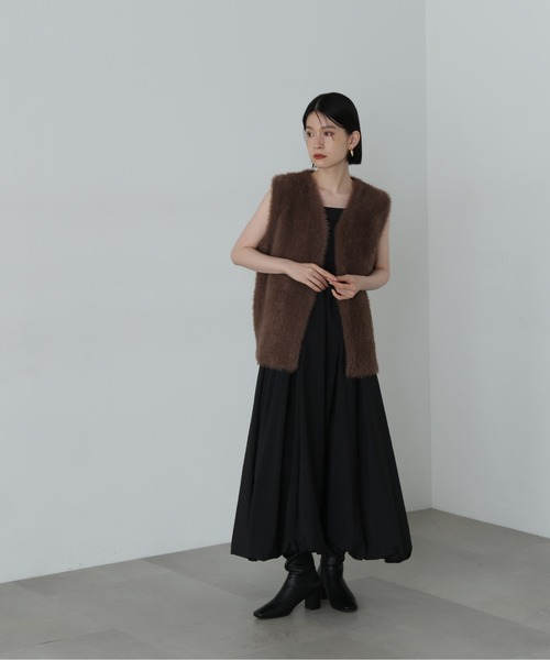 N.（N. Natural Beauty Basic）（エヌエヌナチュラルビューティーベーシック）の「◆フェザーヤーンベスト（ベスト・レディース・ブラウン/グレイッシュベージュ・MEDIUM）」の6枚目の写真