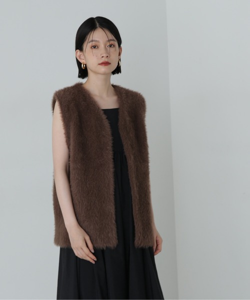 N.（N. Natural Beauty Basic）（エヌエヌナチュラルビューティーベーシック）の「◆フェザーヤーンベスト（ベスト・レディース・ブラウン/グレイッシュベージュ・MEDIUM）」の9枚目の写真