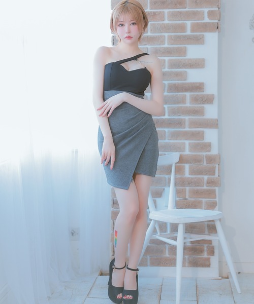 Tika（ティカ）の「キャバドレス ワンショルダーハートカット