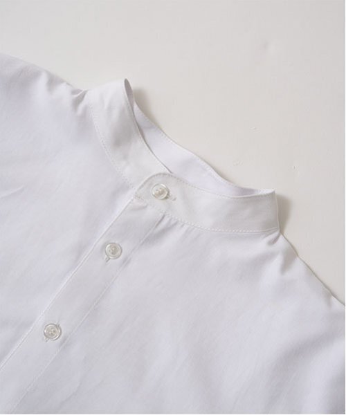 b・ROOM(ビールーム)の「【オケージョン】バンドカラーシャツ(シャツ/ブラウス・キッズ・ベージュ/オフホワイト/エメラルド/サックスブルー・100cm/110cm/120cm/130cm/140cm/150cm)」の8枚目の写真