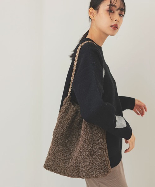 DONOBAN(ドノバン)の「ボアチェーンバッグ(ハンドバッグ・レディース・ブラック/ベージュ/ブラウン・ONESIZE)」の20枚目の写真