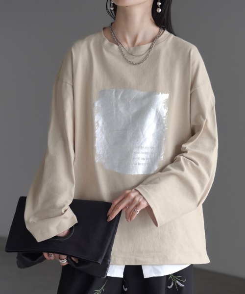 HUG.U(ハグユー)の「シャイニーフロントプリントロンT(Tシャツ/カットソー・レディース・ホワイト/ブラック/ライトベージュ/ダークグレー・FREE)」の4枚目の写真
