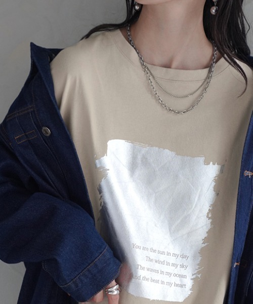HUG.U(ハグユー)の「シャイニーフロントプリントロンT(Tシャツ/カットソー・レディース・ホワイト/ブラック/ライトベージュ/ダークグレー・FREE)」の7枚目の写真