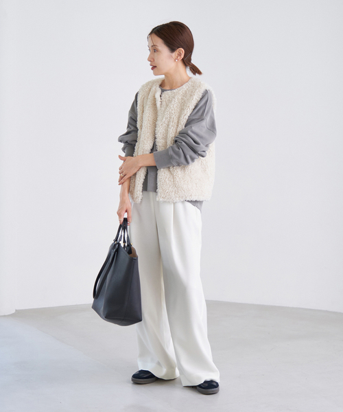 IENA（イエナ）の「《WEB限定/追加》ウール混トリアセ リラックスパンツ（その他パンツ・レディース・アイボリー・34/36/38/40）」の2枚目の写真