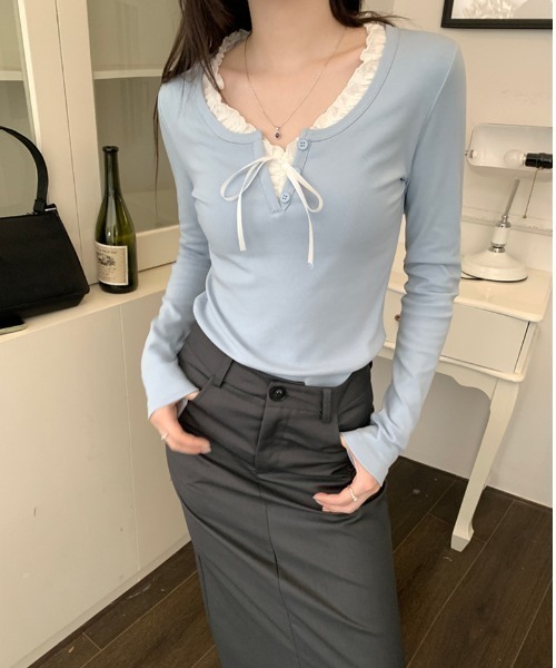 paravion（パラビオン）の「フリルレイヤードリボンカットソー（Tシャツ/カットソー・レディース・ネイビー/ホワイト/ライトブルー・LARGE/MEDIUM/SMALL）」の5枚目の写真