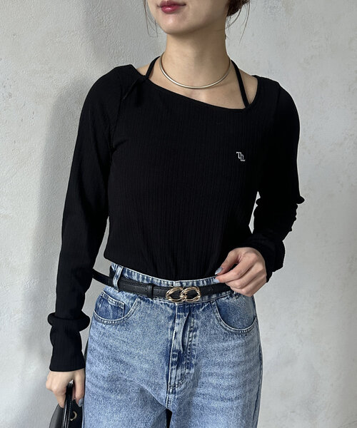 Thevon(ゼボン)の「アシメネックホルター刺繍ロゴプルオーバー(Tシャツ/カットソー・レディース・ブラック/オフホワイト/ベージュ・FREE)」の22枚目の写真