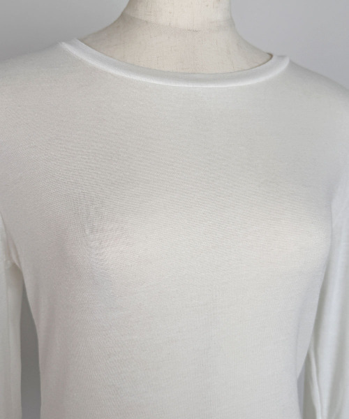 VIVID LADY(ビビッドレディー)の「裾フリル スリムロングT / Ruffled hem slim long T-shirt(Tシャツ/カットソー・レディース・アイボリー/ブラック・FREE)」の21枚目の写真