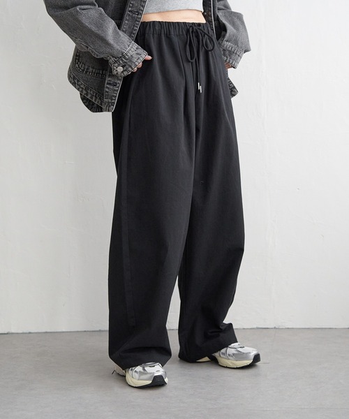 notch.(ノッチ)の「【sweet web掲載】ボリュームタックワイドパンツ(チノパンツ・レディース・キャメル/ブラック/アイボリー・M/TM)」の22枚目の写真