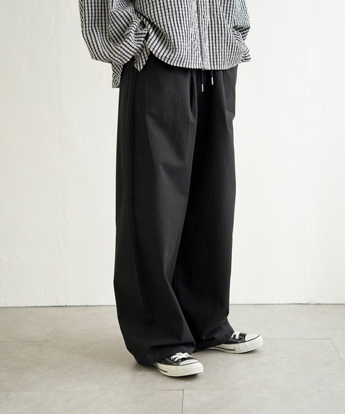 notch.（ノッチ）の「【sweet web掲載】ボリュームタックワイドパンツ（チノパンツ・レディース・キャメル/ブラック/アイボリー・M/TM）」の16枚目の写真