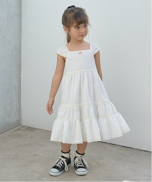 Lycee mine（リセマイン）の「ティアードワンピース（ワンピース・キッズ・サックスブルー/オフホワイト/ブラック・150cm/130cm/110cm/120cm/140cm/100cm）」の2枚目の写真