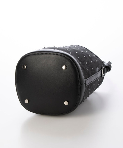 kakatoo(カカトゥ)の「カカトゥ kakatoo / チュール×ビジュー風2wayバケツバッグ(ショルダーバッグ・レディース・ブラック/アイボリー/ベージュ・FREE)」の12枚目の写真