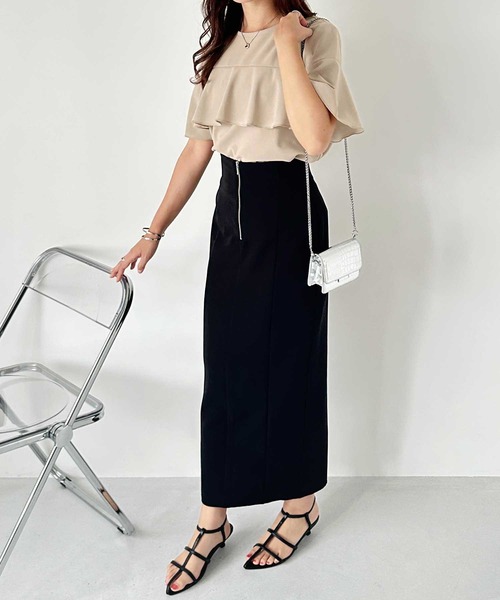 GeeRA（ジーラ）の「夏にぴったり！ひんやり接触冷感ラッフルフリルフレアースリーブＴブラウス（シャツ/ブラウス・レディース・サンドグレー/オフホワイト/ブルー/ブラック・XX-LARGE/LARGE/X-LARGE/MEDIUM）」の15枚目の写真