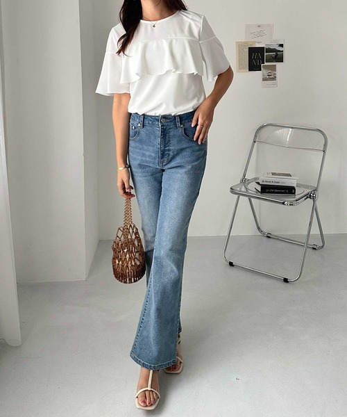 GeeRA（ジーラ）の「夏にぴったり！ひんやり接触冷感ラッフルフリルフレアースリーブＴブラウス（シャツ/ブラウス・レディース・サンドグレー/オフホワイト/ブルー/ブラック・XX-LARGE/LARGE/X-LARGE/MEDIUM）」の7枚目の写真