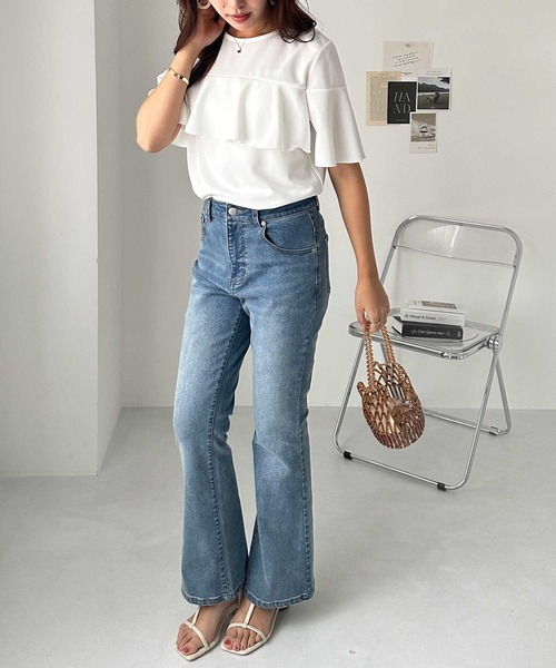 GeeRA（ジーラ）の「夏にぴったり！ひんやり接触冷感ラッフルフリルフレアースリーブＴブラウス（シャツ/ブラウス・レディース・サンドグレー/オフホワイト/ブルー/ブラック・XX-LARGE/LARGE/X-LARGE/MEDIUM）」の8枚目の写真