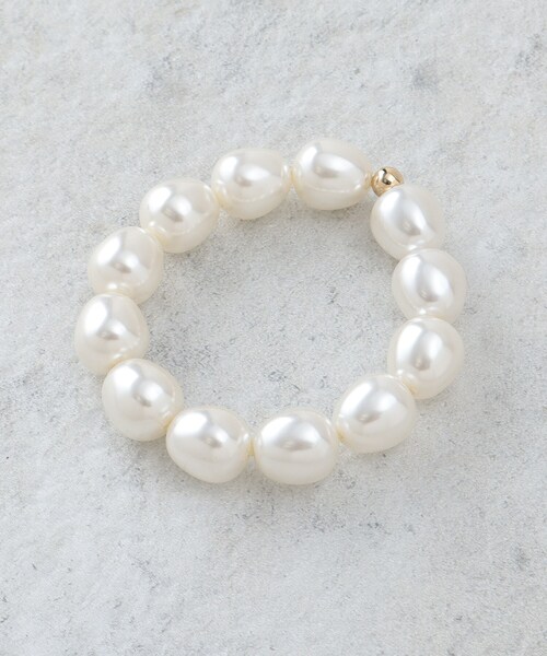 OPAQUE.CLIP（オペークドットクリップ）の「フェイクパールヘアゴム（その他ヘアアクセサリー・レディース・オフホワイト・00）」の2枚目の写真