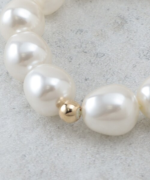 OPAQUE.CLIP（オペークドットクリップ）の「フェイクパールヘアゴム（その他ヘアアクセサリー・レディース・オフホワイト・00）」の3枚目の写真