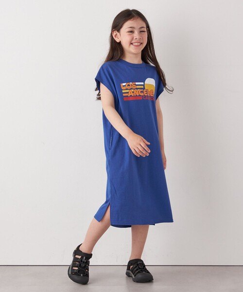 Champion(チャンピオン)の「Champion: ロゴ プリント ワンピース <KIDS>(ワンピース・キッズ・ナチュラル/ブルー・110/130/150)」の17枚目の写真