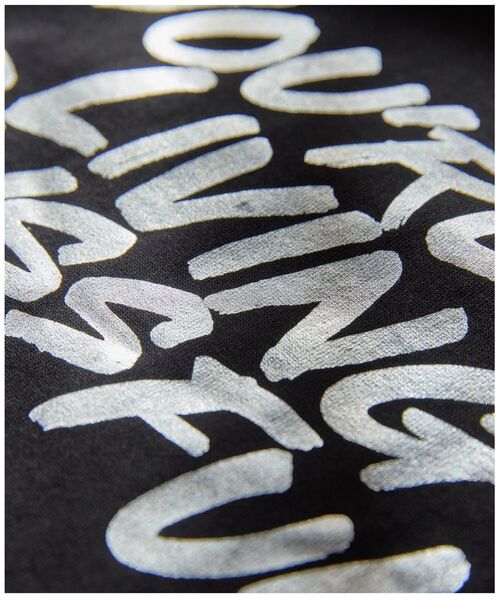 AMERICAN HOLIC(アメリカンホリック)の「箔プリントTシャツ(Tシャツ/カットソー・レディース・ブラック/オフホワイト/ホワイト系その他・M/L)」の5枚目の写真