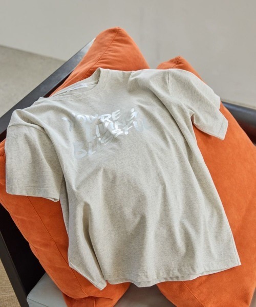 AMERICAN HOLIC(アメリカンホリック)の「箔プリントTシャツ(Tシャツ/カットソー・レディース・ブラック/オフホワイト/ホワイト系その他・M/L)」の1枚目の写真