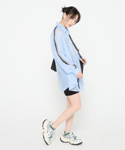 JEANASIS（ジーナシス）の「オーバーラップスニーカー/325991（スニーカー・レディース・ホワイト/ホワイト×グリーン/ブラック・LARGE/MEDIUM/SMALL）」の13枚目の写真