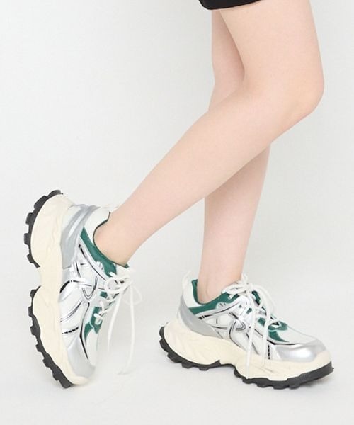 JEANASIS（ジーナシス）の「オーバーラップスニーカー/325991（スニーカー・レディース・ホワイト/ホワイト×グリーン/ブラック・LARGE/MEDIUM/SMALL）」の14枚目の写真