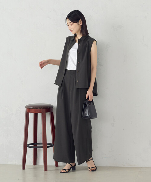 COMME CA ISM(コムサイズム)の「【セットアップ対応】ノースリーブシャツ(シャツ/ブラウス・レディース・チャコール/ベージュ・MEDIUM/LARGE)」の7枚目の写真