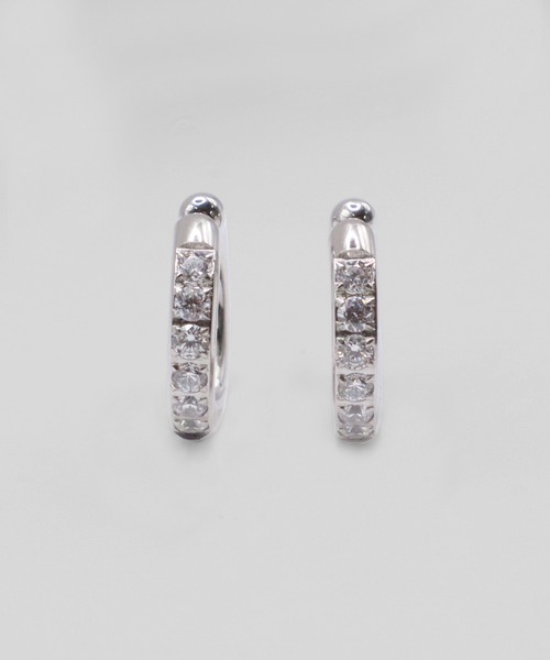 VATSURICA（バツリカ）の「〈VATSURICA〉金属アレルギー対応 / サージカルステンレス / キュービックジルコニア フープ ワンタッチイヤリング（イヤリング・レディース・ゴールド/シルバー・FREE）」の13枚目の写真