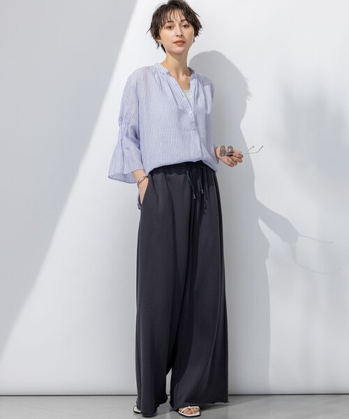 23区 S(ニジュウサンクチイサイサイズ)の「【洗える】LIBECO タックスリーブ シャツ(シャツ/ブラウス・レディース・ダークブラウン系1/ベージュ系/ダークグリーン系1/ネイビー系/ふじ色系1/ローズ系/オレンジ系1/ホワイト系・32)」の18枚目の写真
