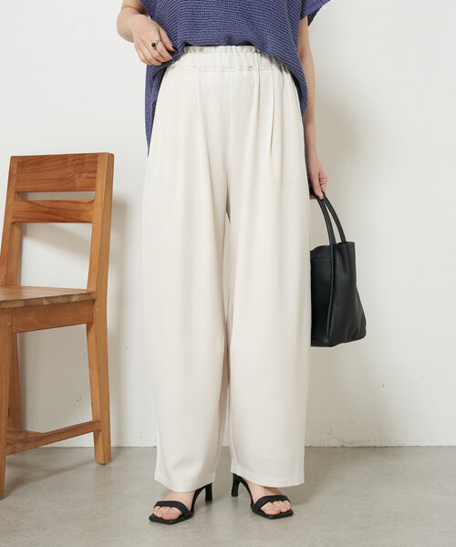 Jena espace merveilleux(ジェナ エスパスメルヴェイユ)の「【美脚パンツ】トロミカーブパンツ(その他パンツ・レディース・ブラック/グレー/アイボリー・FREE)」の2枚目の写真