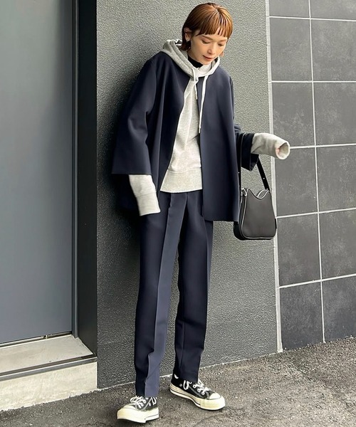 EDITA.（エディータ）の「ネオプレン カーブライン ハンドバッグ　おしゃれ / 個性的（ハンドバッグ・レディース・サックスブルー/ブラック・FREE）」の8枚目の写真